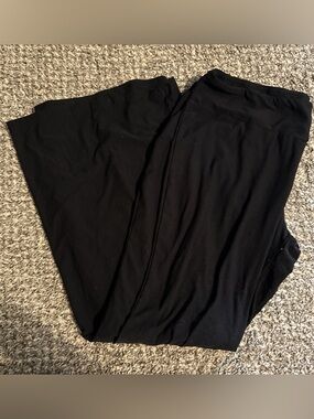 Bell bottom/flare leggings